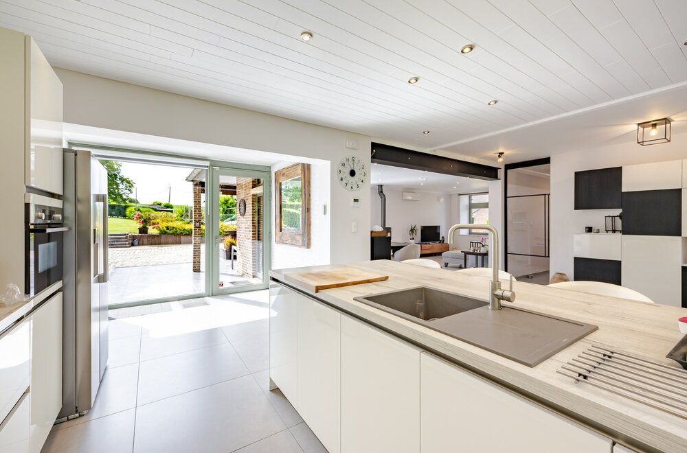 unieke-eigendom-met-woning-en-4-vakantiewoning-vlaamse-ardennen016.jpg