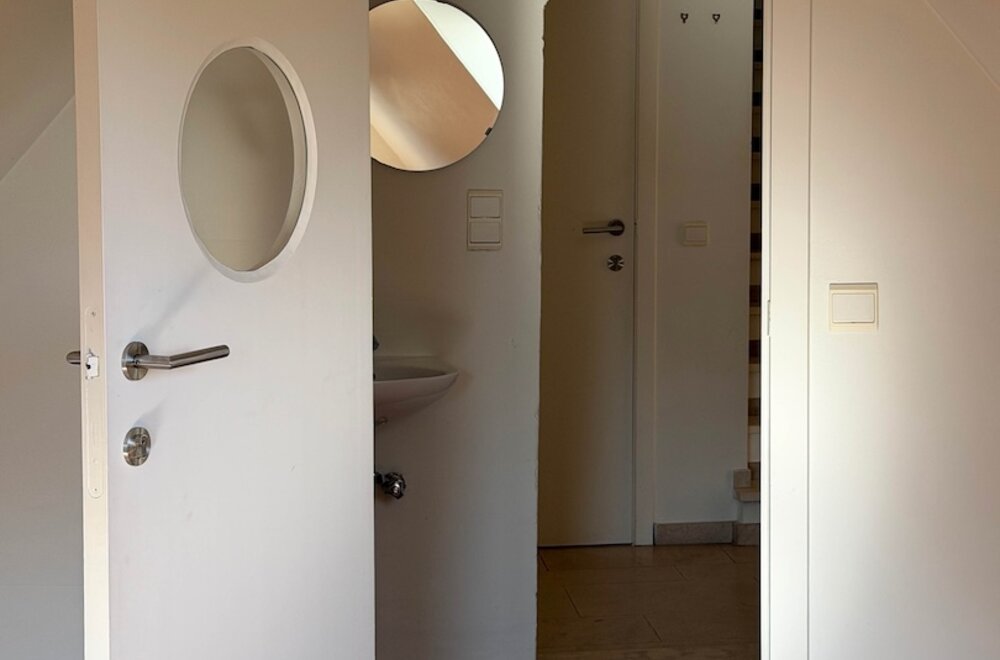 sfeervolle-penthouse-139-m2-met-zonneterras-schilderachtige-gelegen-rond-de-st-gilliskerk015.jpg