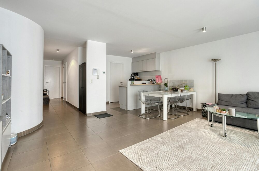 appartement-te-koop-met-2-slaapkamers-te-sint-andries003.jpg