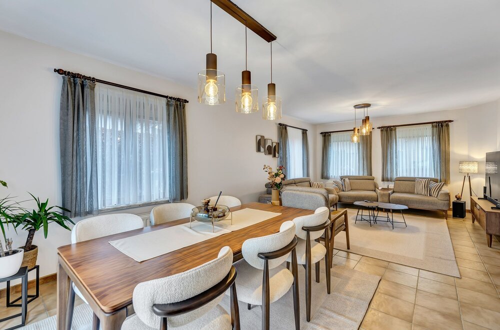 instapklare-hob-met-3-slaapkamers-garage-en-zonnige-tuin001.jpg