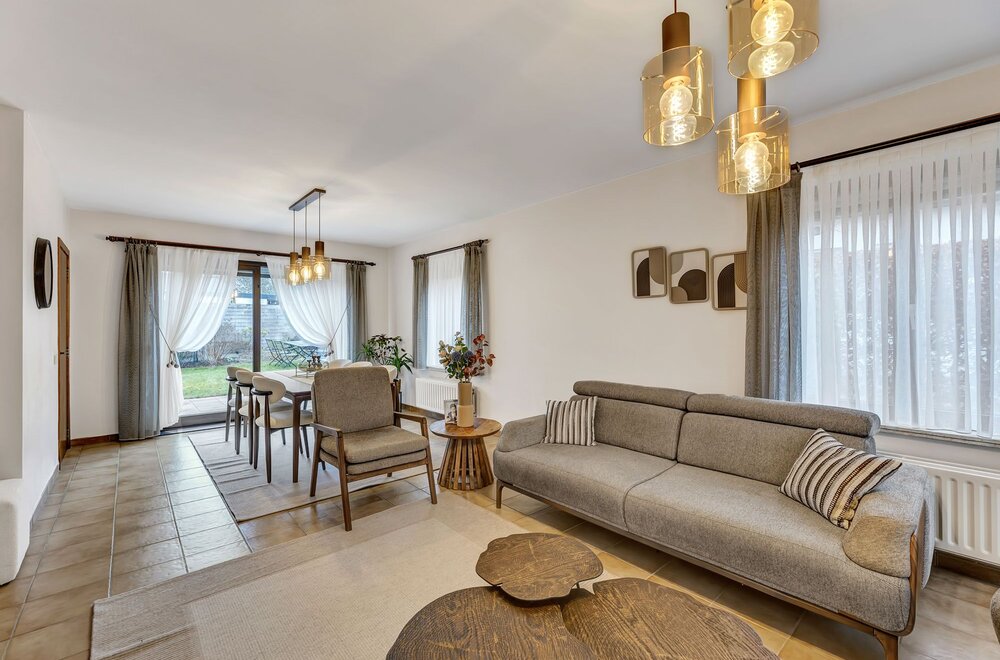 instapklare-hob-met-3-slaapkamers-garage-en-zonnige-tuin003.jpg