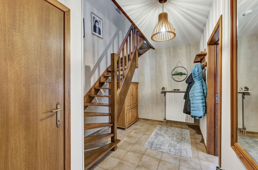 instapklare-hob-met-3-slaapkamers-garage-en-zonnige-tuin004.jpg