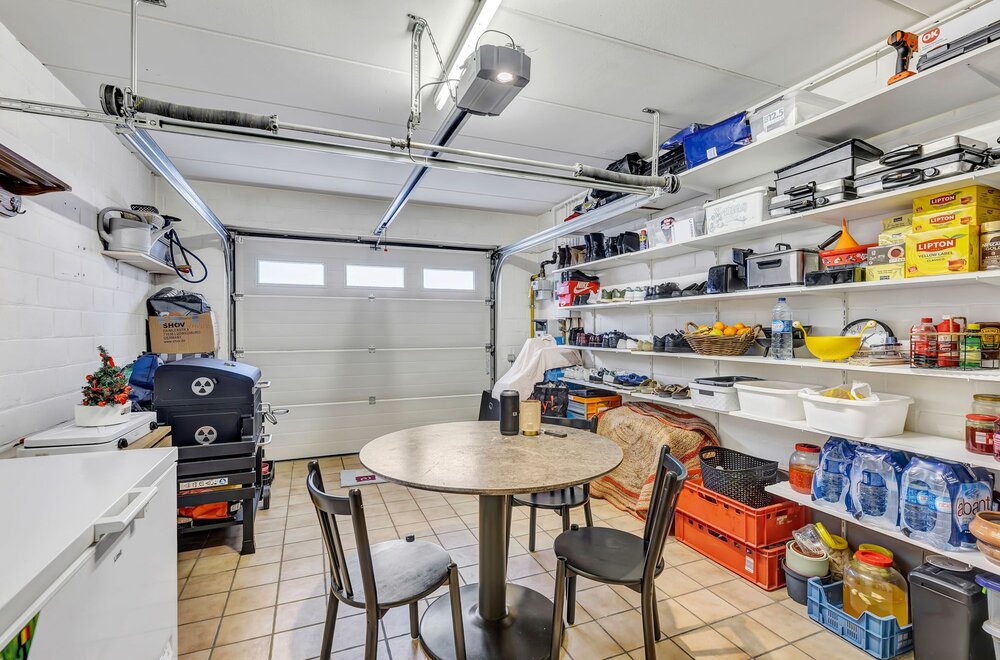 instapklare-hob-met-3-slaapkamers-garage-en-zonnige-tuin008.jpg