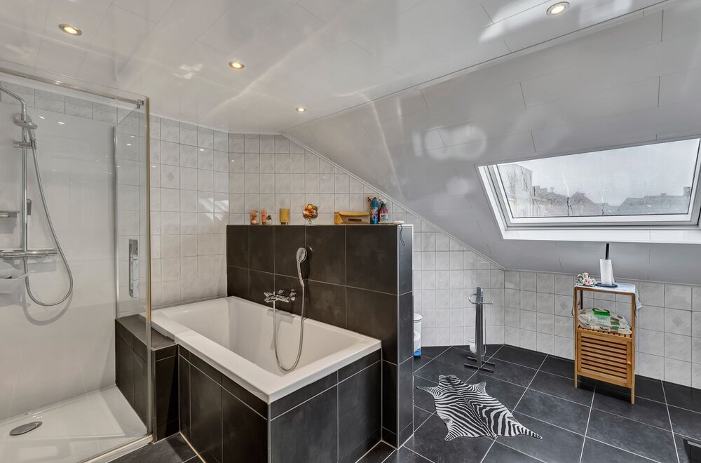 instapklare-hob-met-3-slaapkamers-garage-en-zonnige-tuin011.jpg
