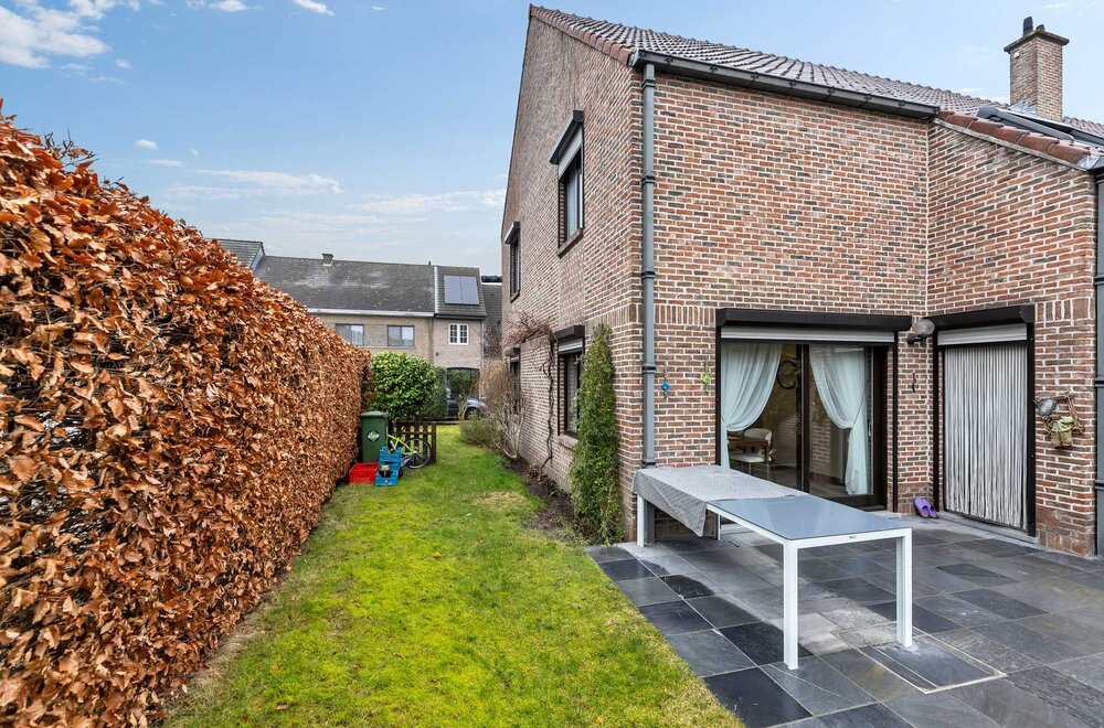 instapklare-hob-met-3-slaapkamers-garage-en-zonnige-tuin019.jpg