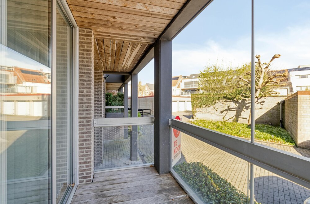 instapklaar-appartement-met-terras-te-koop-in-roeselare-006.jpg