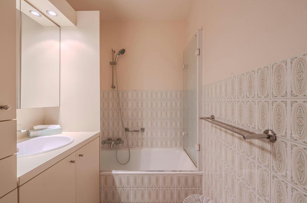 ruim-2-slaapkamer-appartement-met-frontaal-zeezicht009.jpg