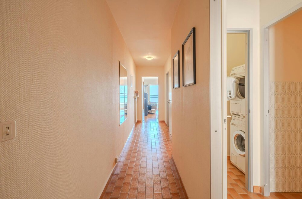 ruim-2-slaapkamer-appartement-met-frontaal-zeezicht012.jpg