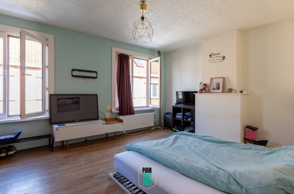 charmante-gezinswoning-met-4-slaapkamers-op-een-uitstekende-ligging-in-sint-andries-012.jpg