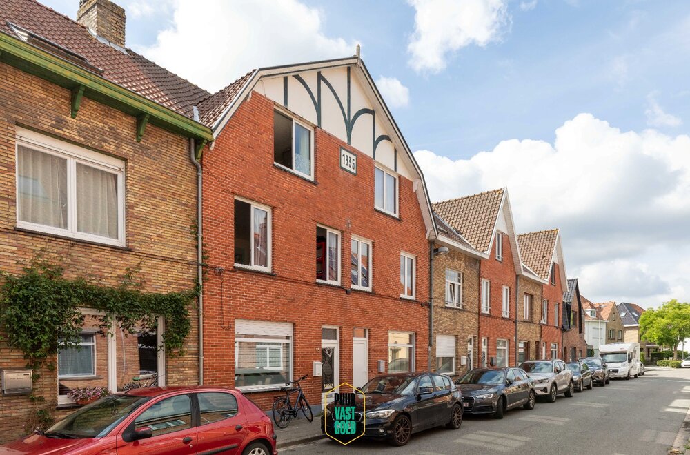 charmante-gezinswoning-met-4-slaapkamers-op-een-uitstekende-ligging-in-sint-andries-016.jpg