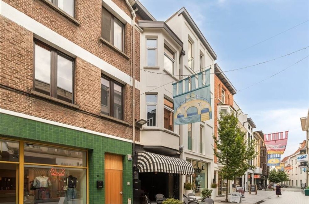 uitzonderlijk-goed-gelegen-handelshuis-nr-15-15a-in-het-centrum-van-mechelen003.jpg