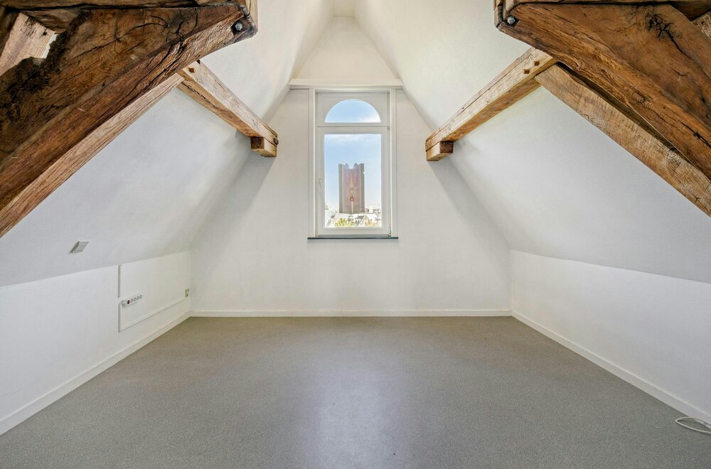 2-slaapkamer-duplex-met-terras-en-topzicht-te-koop007.jpg