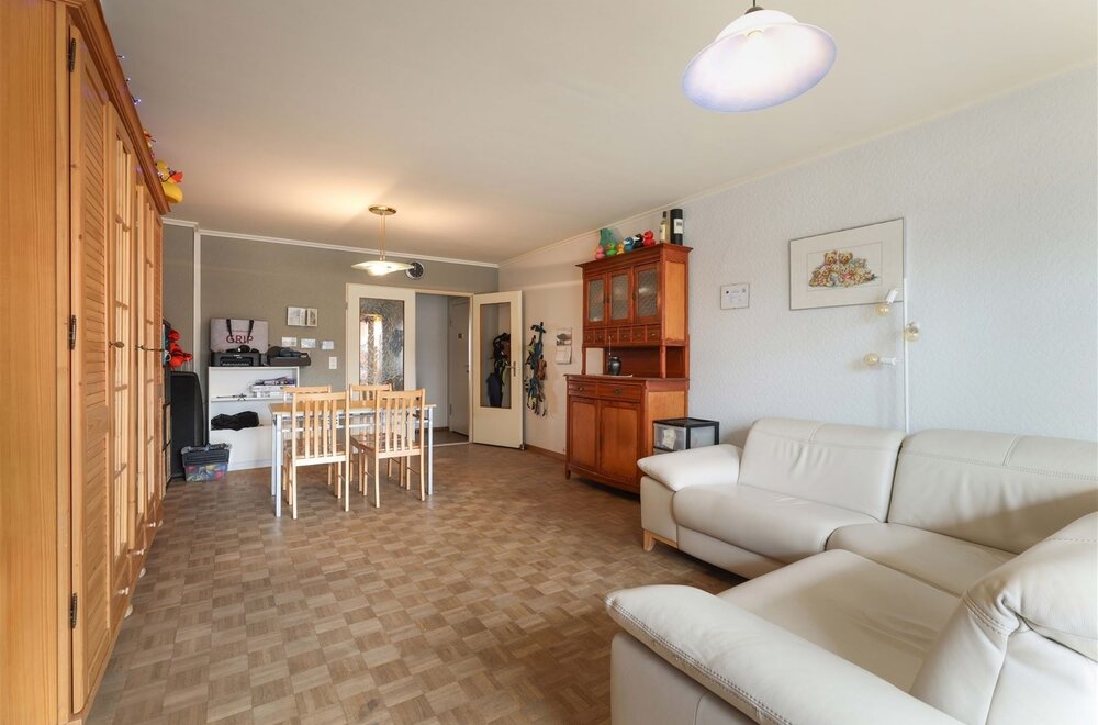 gelijkvloers-lichtrijk-appartement-met-zonnig-terras-vlakbij-het-centrum-van-hasselt-mogelijkheid-tot-handelspand004.jpg