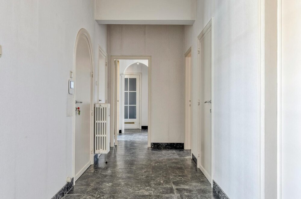 appartement-met-3-kamers-en-garagebox-te-koop-in-centrum-kortrijk007.jpg
