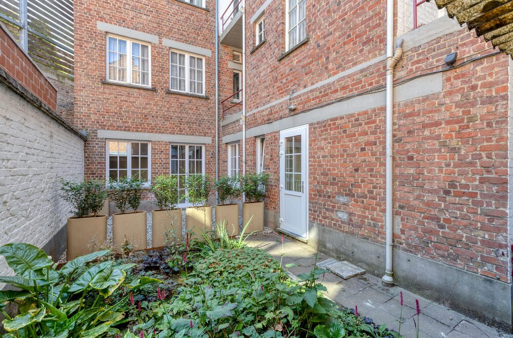 appartement-met-3-kamers-en-garagebox-te-koop-in-centrum-kortrijk015.jpg