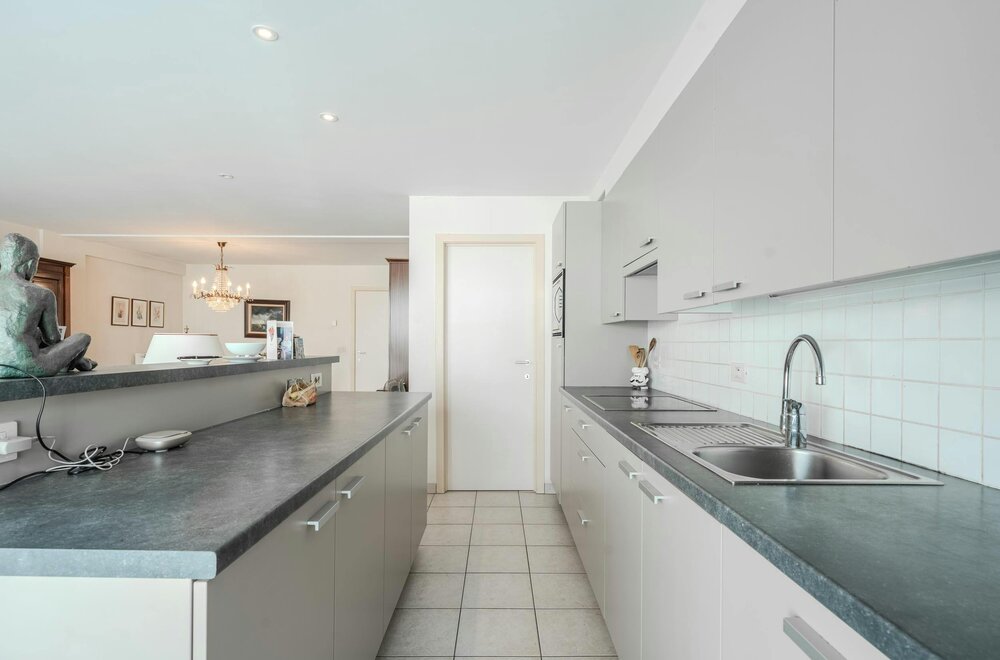 ruim-investeringsappartement-met-2-slaapkamers-te-oostende008.jpg