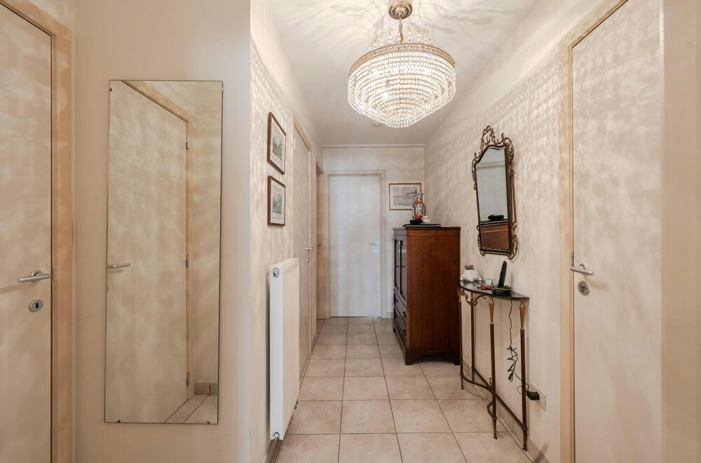 ruim-investeringsappartement-met-2-slaapkamers-te-oostende012.jpg