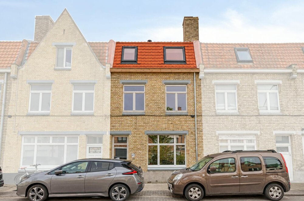high-end-gerenoveerd-huis-te-koop-in-brugge002.jpg