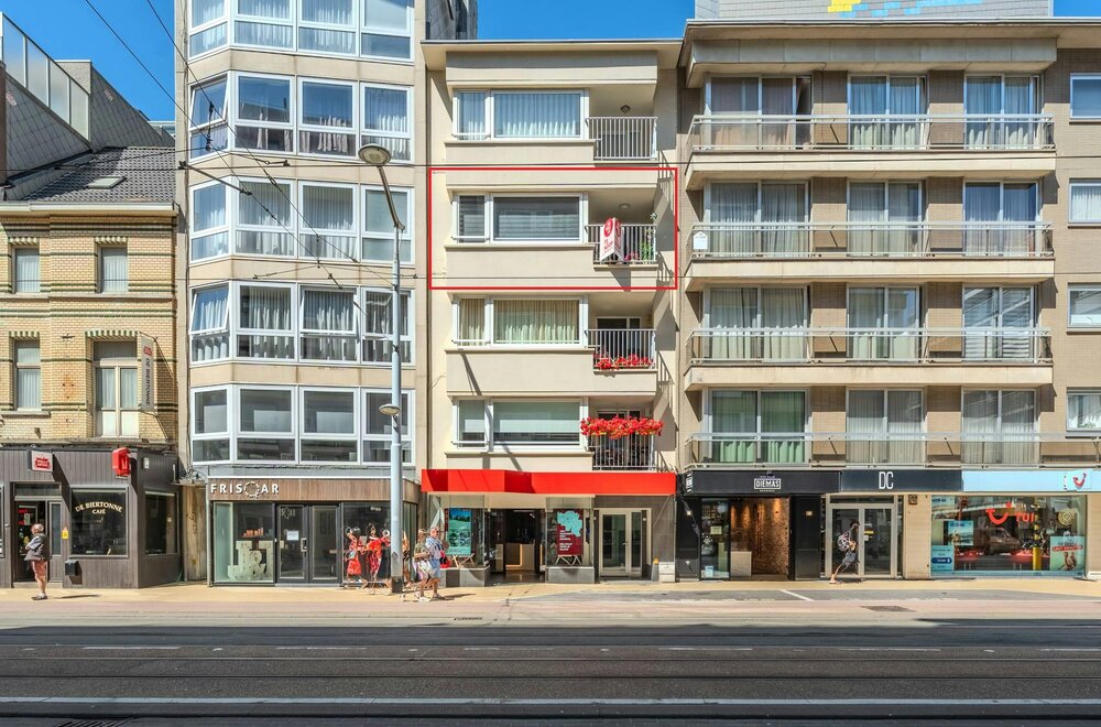 gerenoveerd-2-slaapkamer-appartement-op-topligging-002.jpg