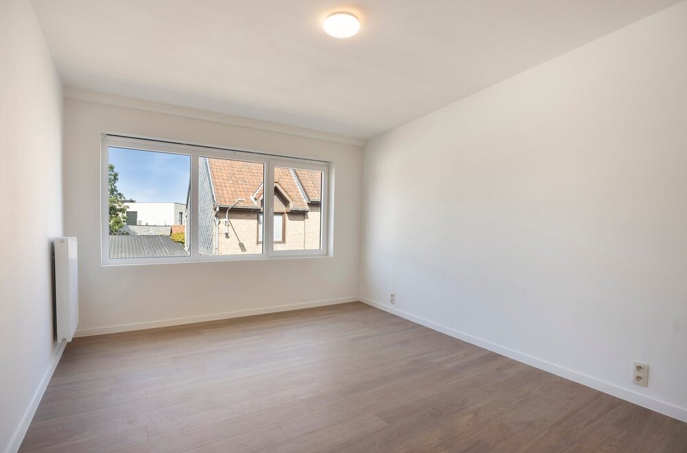 modern-energiezuinig-en-instapklaar-huis-te-koop-in-poperinge020.jpg