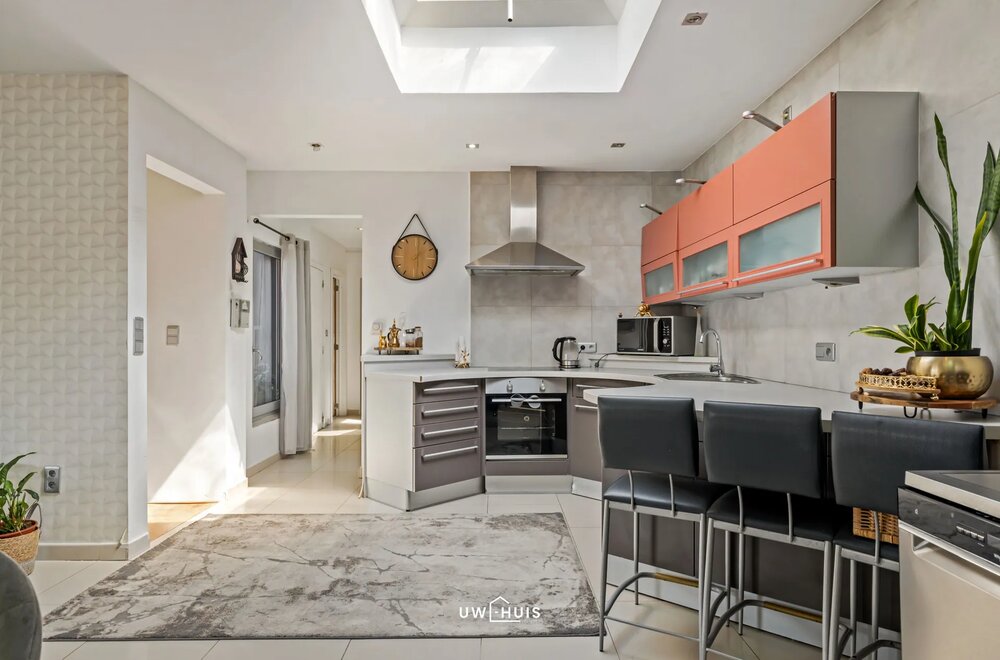 ruim-2-slpk-appartement-met-dubbele-garage-en-40m-terras004.jpg