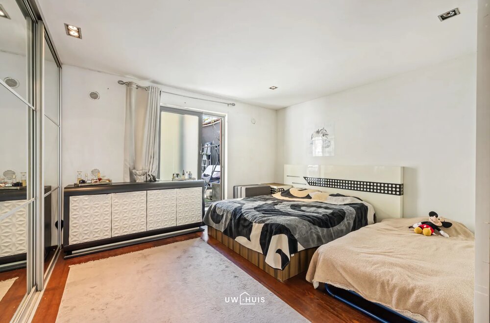 ruim-2-slpk-appartement-met-dubbele-garage-en-40m-terras007.jpg