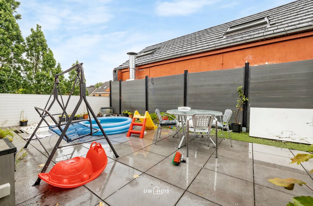 ruim-2-slpk-appartement-met-dubbele-garage-en-40m-terras008.jpg