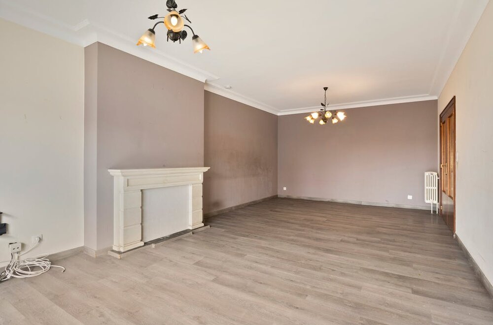 appartement-met-2-kamers-op-toplocatie-te-koop-in-harelbeke003.jpg