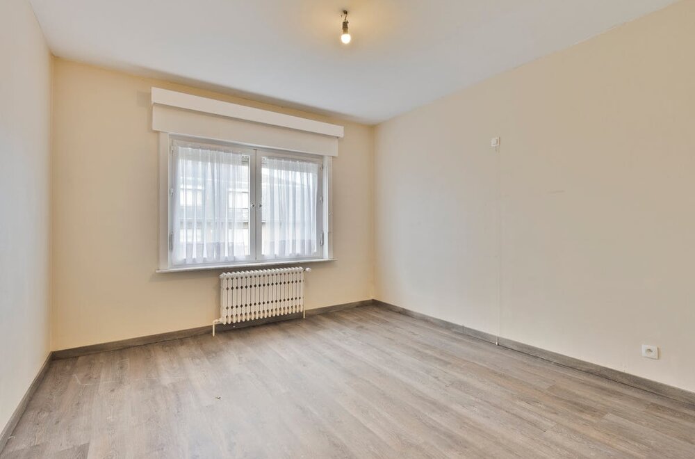 appartement-met-2-kamers-op-toplocatie-te-koop-in-harelbeke009.jpg