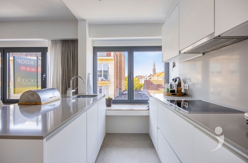 recent-gerenoveerd-appartement-in-hartje-leuven-007.jpg