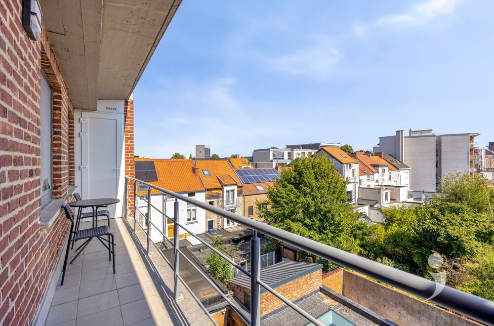 recent-gerenoveerd-appartement-in-hartje-leuven-016.jpg