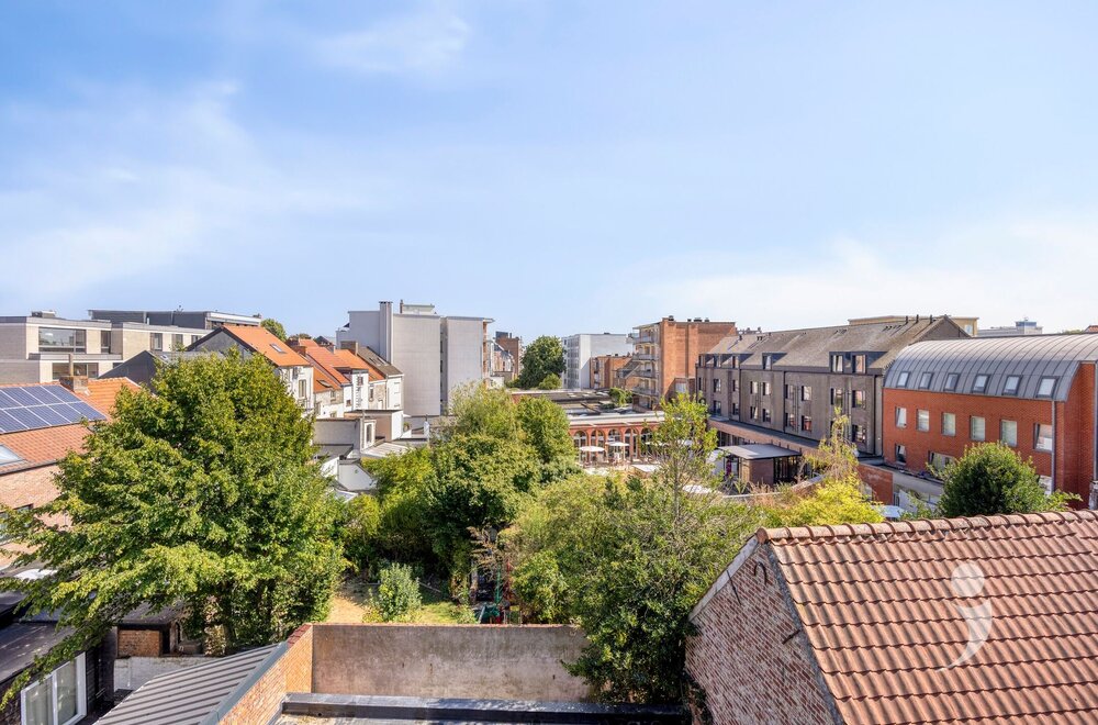 recent-gerenoveerd-appartement-in-hartje-leuven-017.jpg