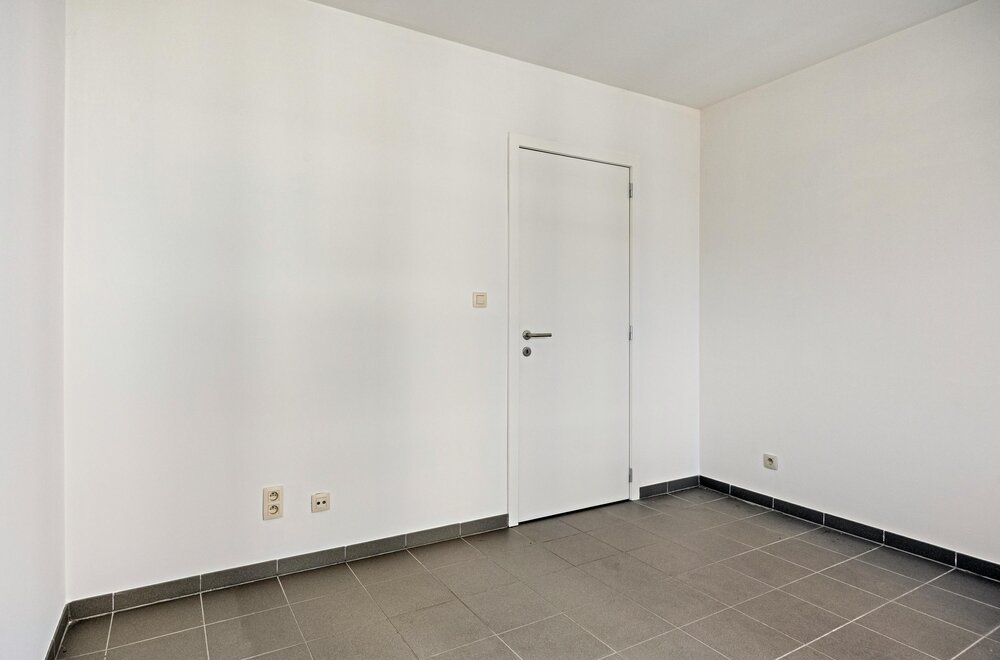 instapklaar-appartement-met-1-slaapkamer-te-koop-in-hasselt011.jpg