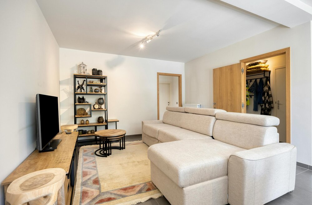 mooi-parkappartement-met-2-slaapkamers-garage-en-2-kelders006.jpg