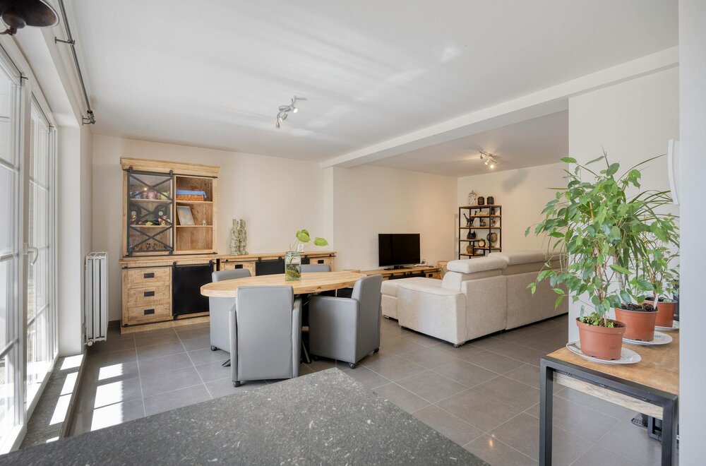 mooi-parkappartement-met-2-slaapkamers-garage-en-2-kelders010.jpg