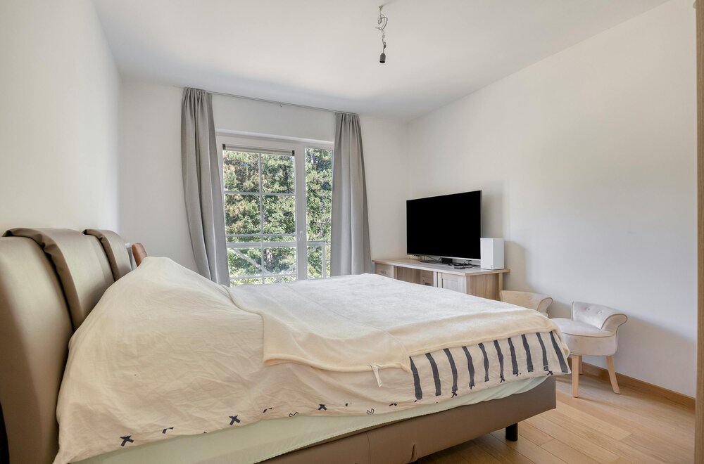 mooi-parkappartement-met-2-slaapkamers-garage-en-2-kelders015.jpg