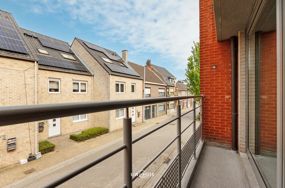ruim-en-instapklaar-3-slaapkamer-appartement-met-garage-in-hamme009.jpg
