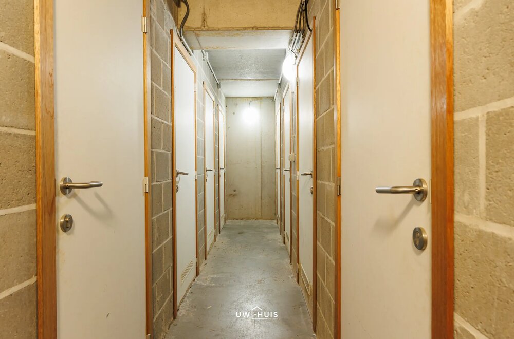 ruim-en-instapklaar-3-slaapkamer-appartement-met-garage-in-hamme011.jpg