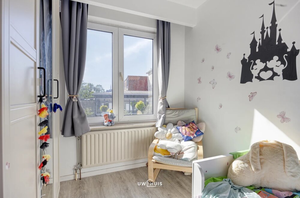 ruim-instapklaar-appartement-met-3-slaapkamers-en-garage008.jpg