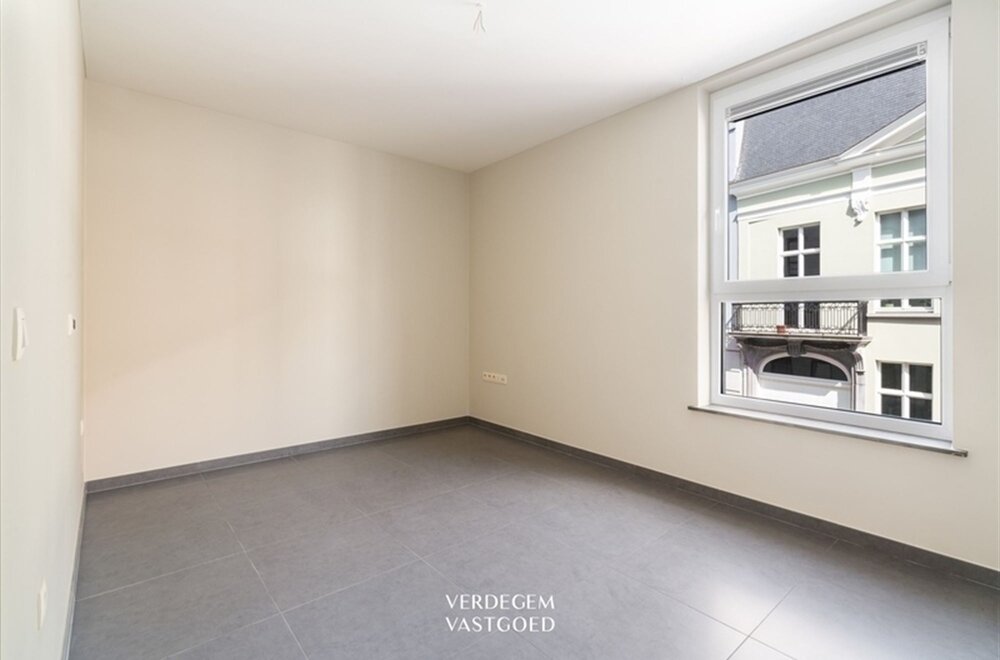 investering-verhuurd-service-appartement-in-het-centrum-van-gent007.jpg
