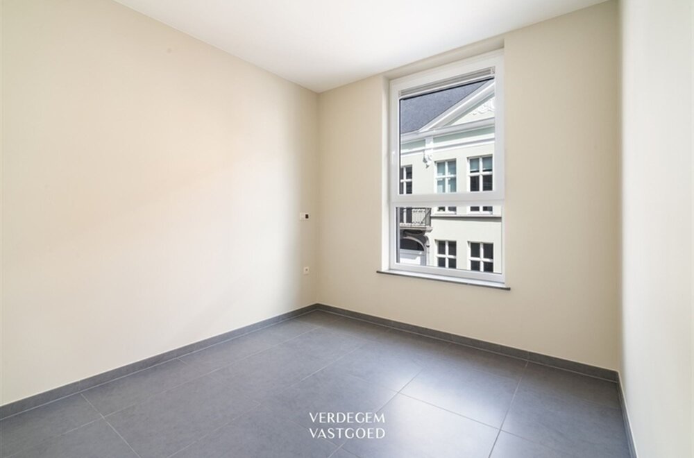 investering-verhuurd-service-appartement-in-het-centrum-van-gent009.jpg