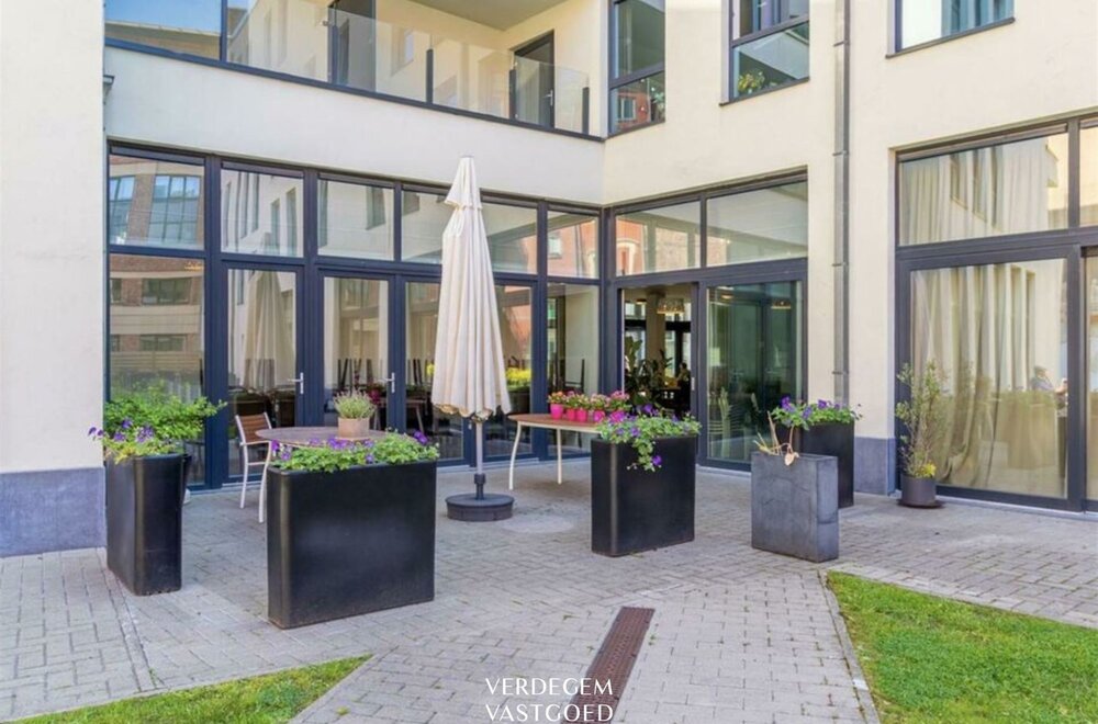 investering-verhuurd-service-appartement-in-het-centrum-van-gent014.jpg