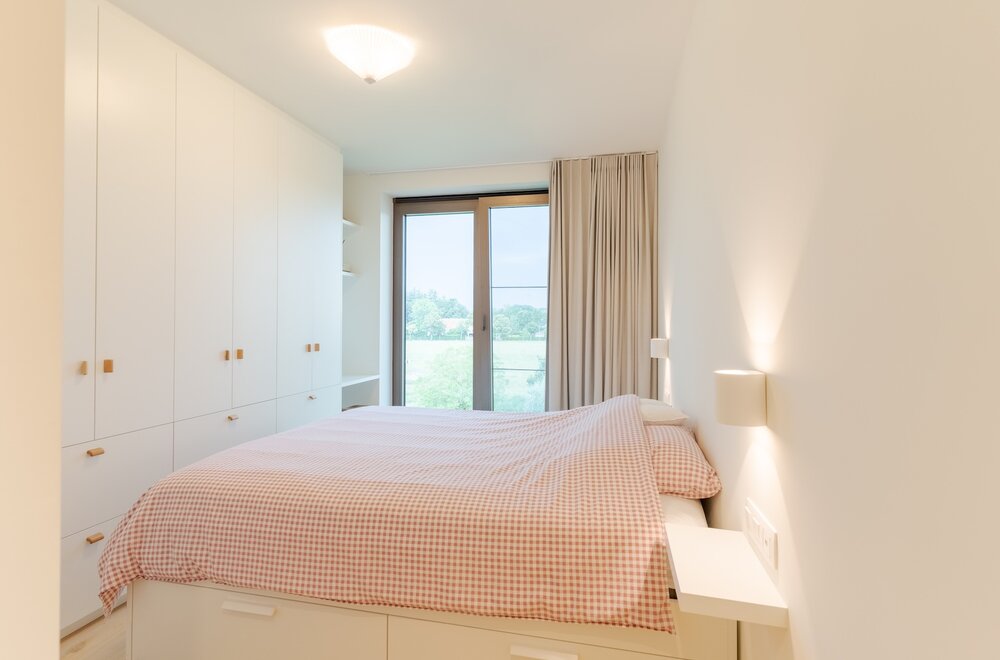 hoogwaardig-afgewerkt-appartement-op-de-derde-verdieping-met-panoramisch-zicht-terras-autostaanplaats-en-berging-017.jpg