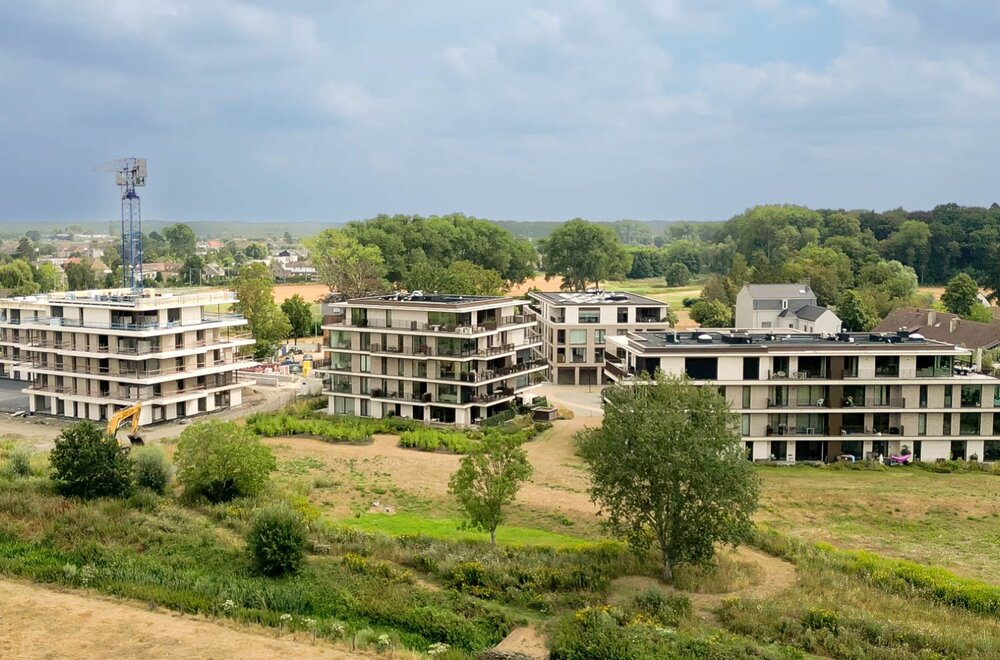 hoogwaardig-afgewerkt-appartement-op-de-derde-verdieping-met-panoramisch-zicht-terras-autostaanplaats-en-berging-027.jpg
