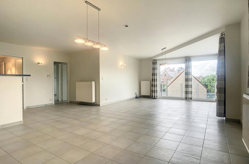 appartement-met-twee-slaapkamers-en-ruim-terras-te-koop004.jpg