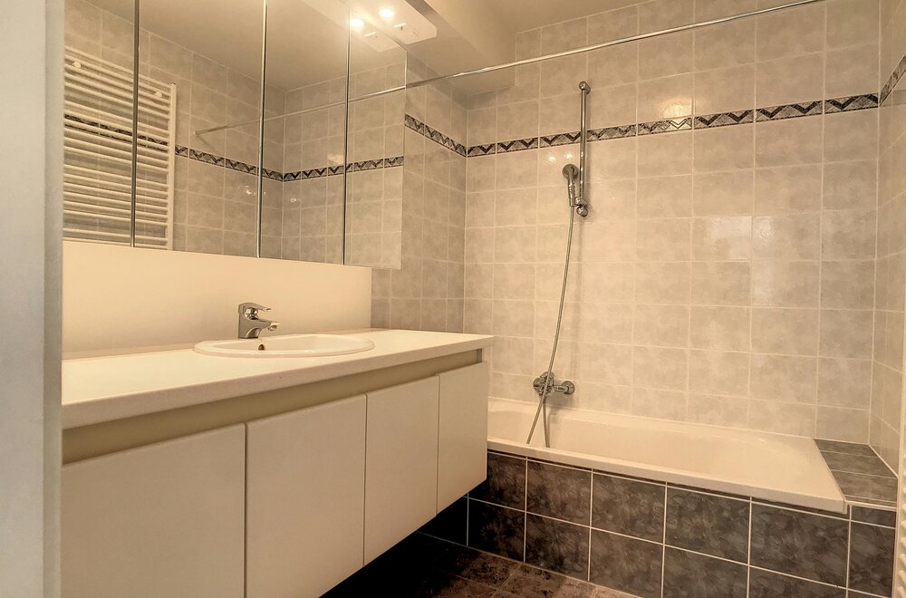 appartement-met-twee-slaapkamers-en-ruim-terras-te-koop009.jpg