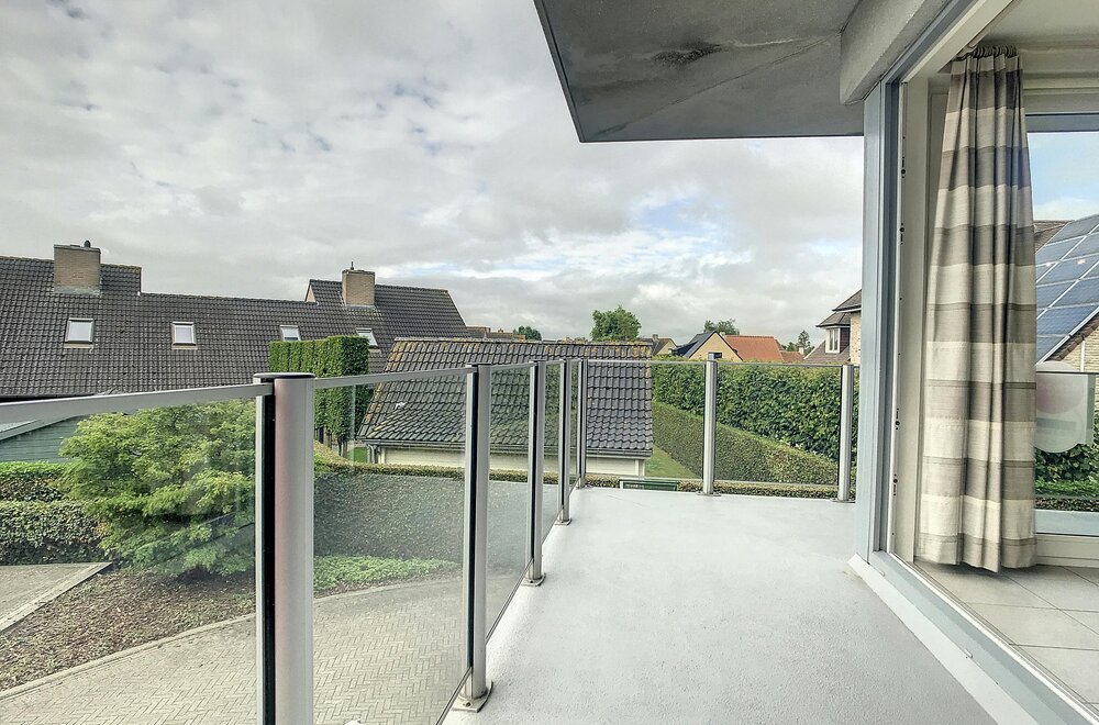 appartement-met-twee-slaapkamers-en-ruim-terras-te-koop013.jpg