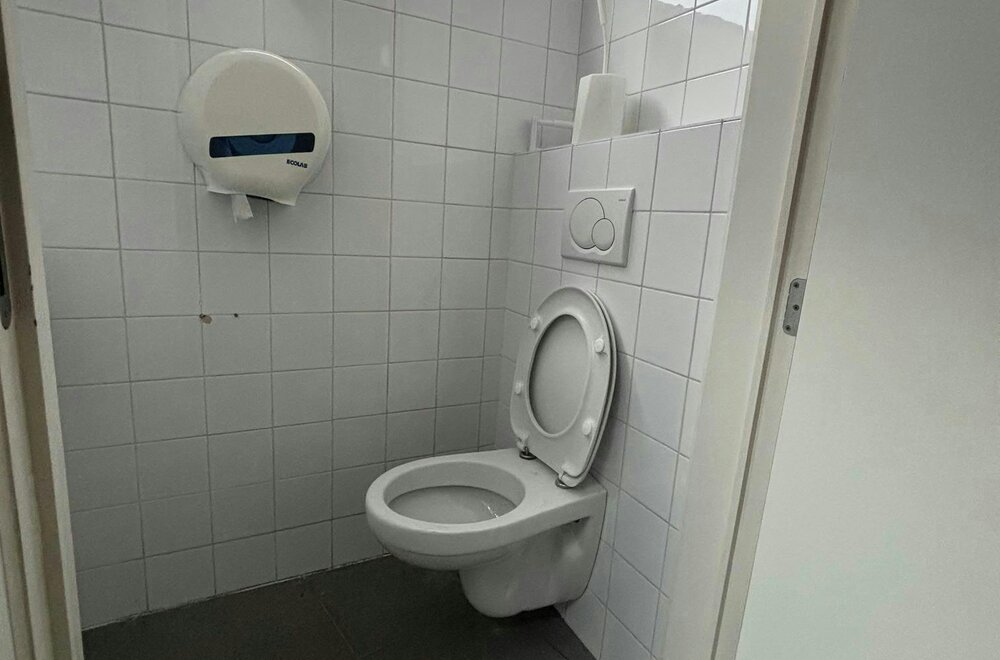 handelsgelijkvloers-of-kantoor-in-hartje-asse-009.jpg