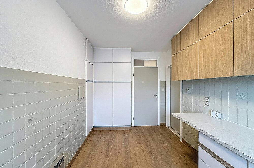 appartement-met-drie-kamers-en-garage-te-koop-in-ieper007.jpg