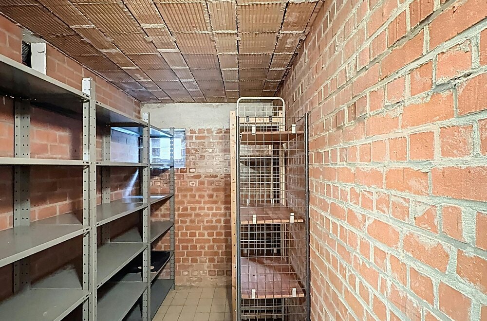appartement-met-drie-kamers-en-garage-te-koop-in-ieper015.jpg